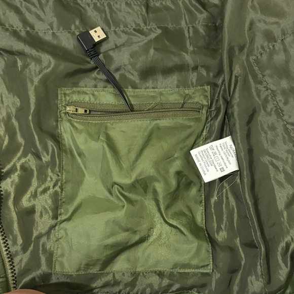 Womens Heated Olive Green Quilted Vest no battery - Picture 2 of 4